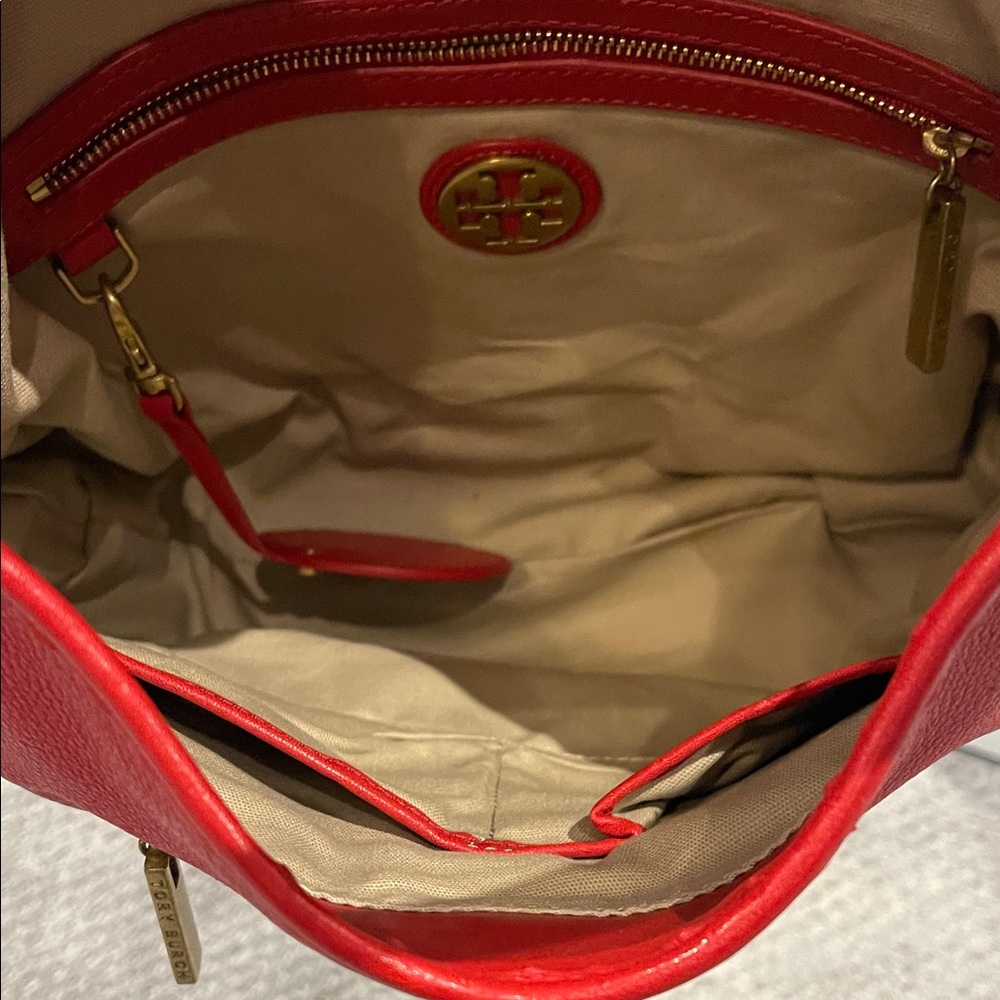 Tory Burch Red Shoulder Bag - Picture 8 of 8